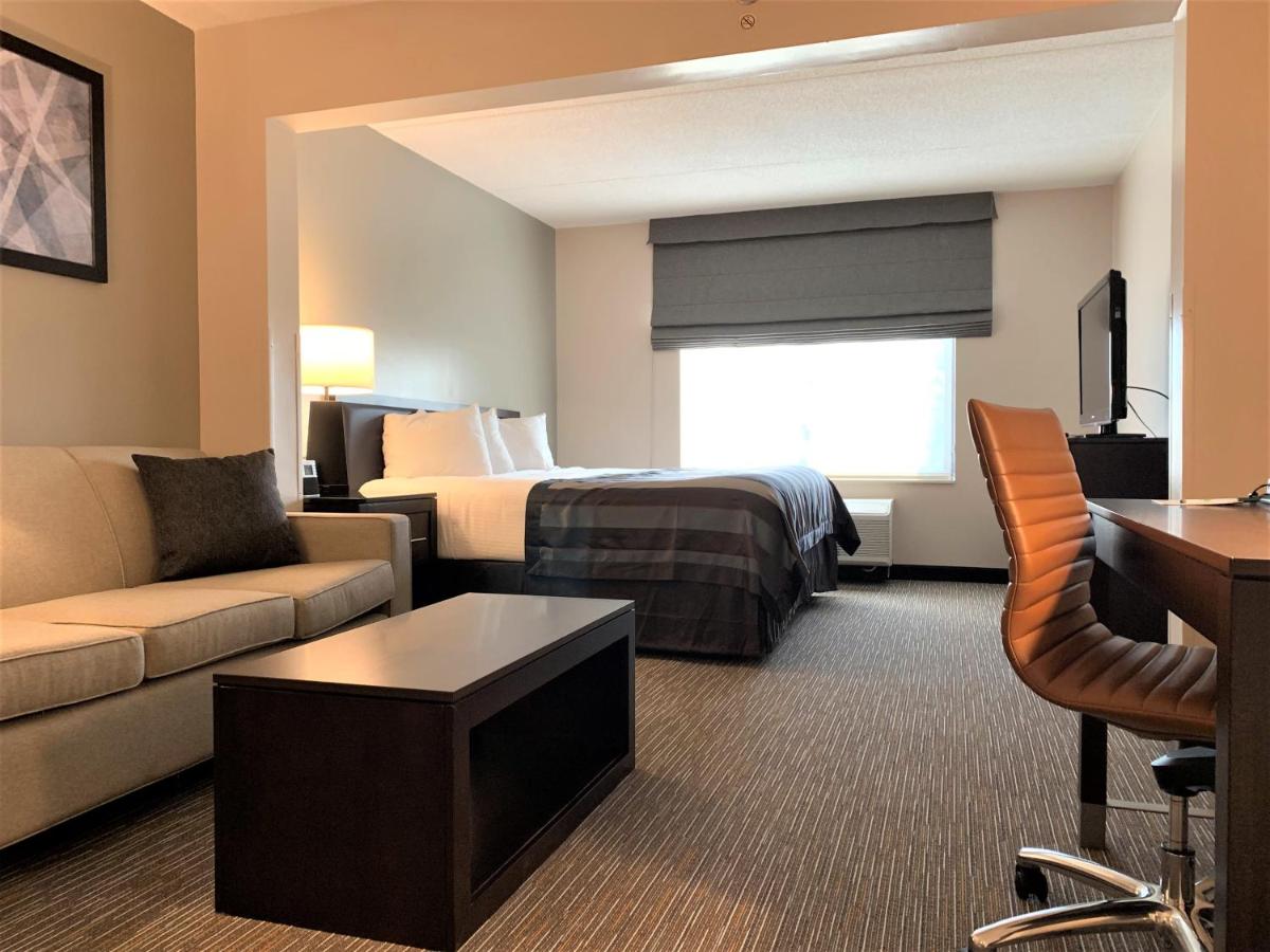 King Room - Non-Smoking at Wingate by Wyndham - Wilmington