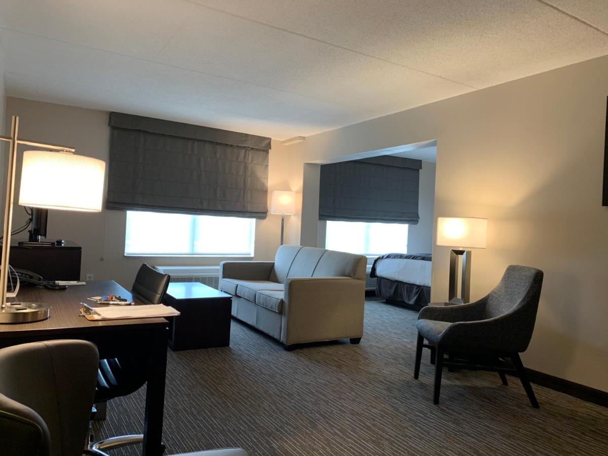 King Studio Suite - Non-Smoking at Wingate by Wyndham - Wilmington
