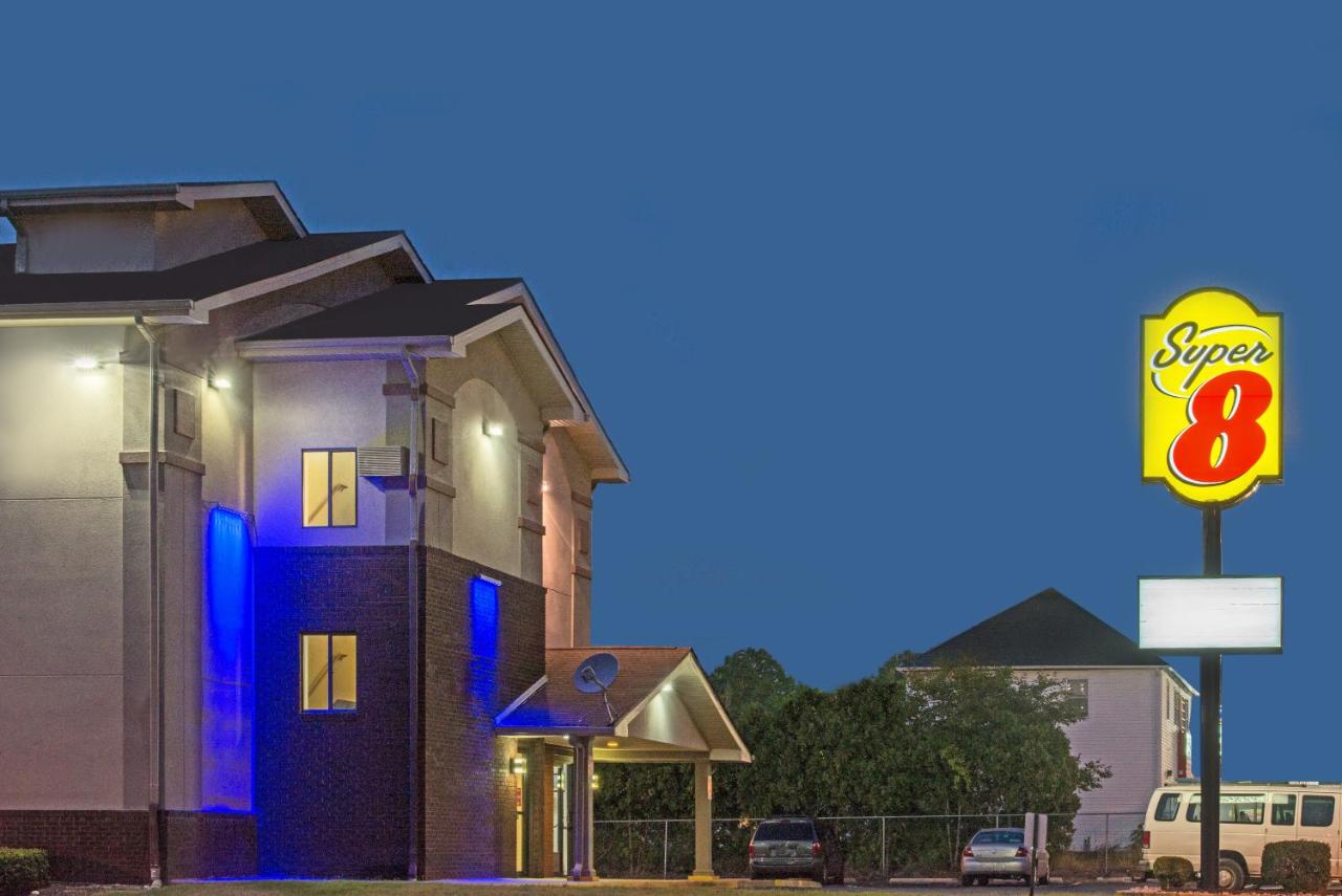  | Super 8 by Wyndham New Castle