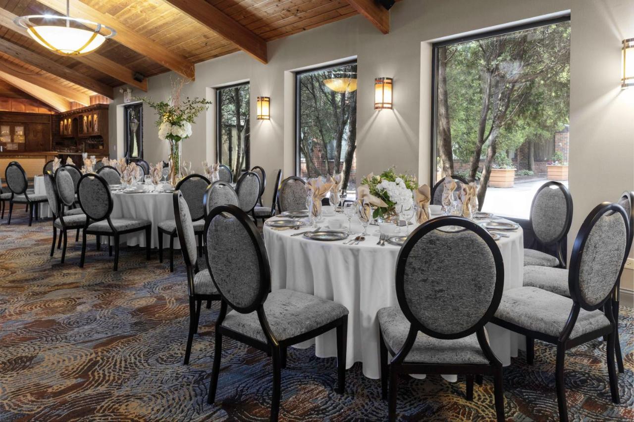 | Holiday Inn Chicago - Countryside/LaGrange, an IHG Hotel
