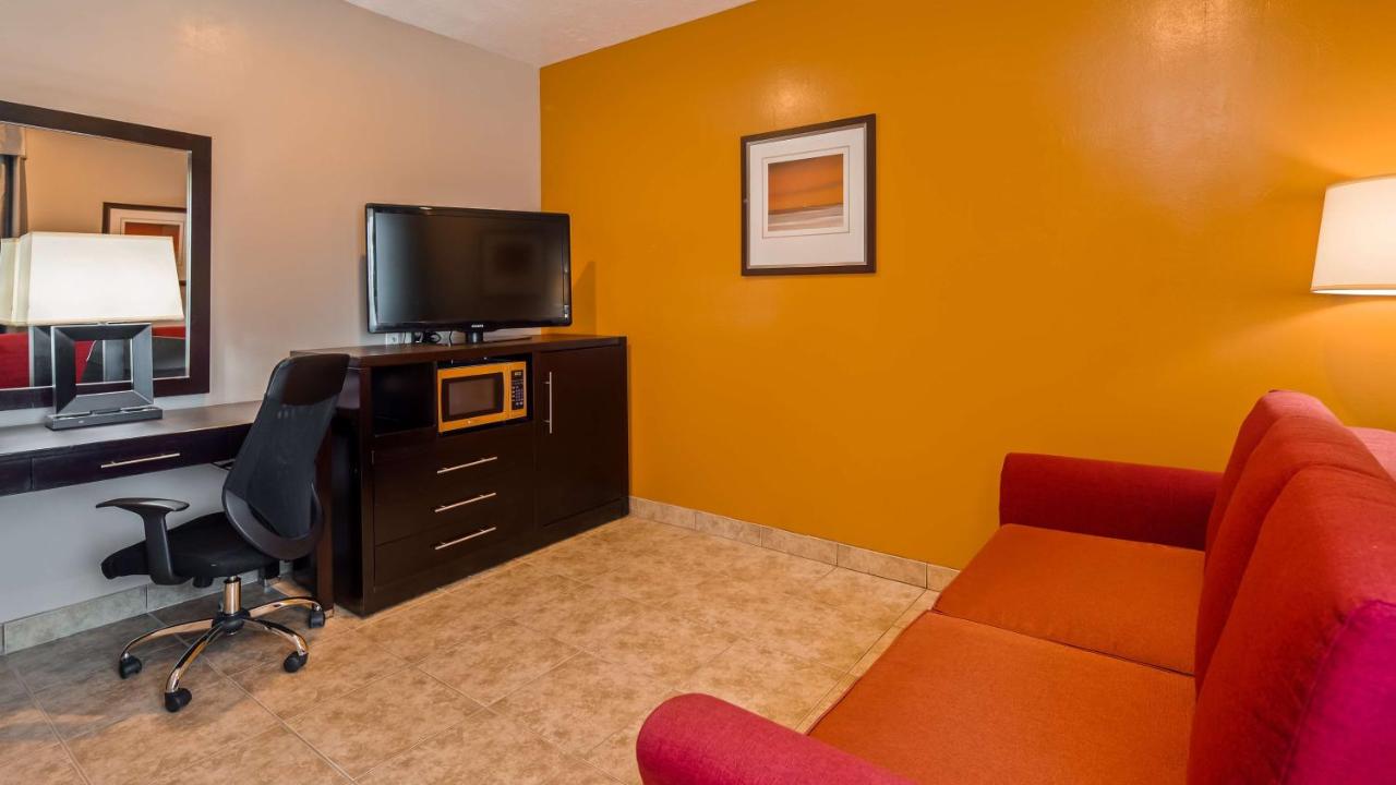 King Suite - Non-Smoking at Best Western Plus Zion West Hotel