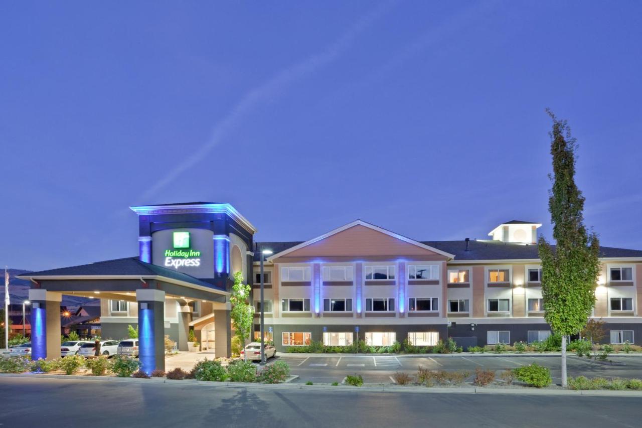  | Holiday Inn Express & Suites Ashland