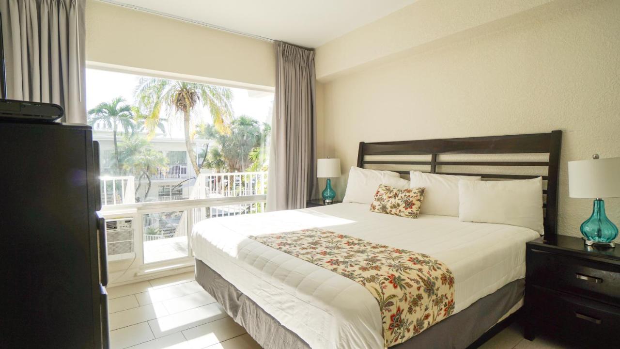 One-Bedroom Apartment at Soleado Hotel