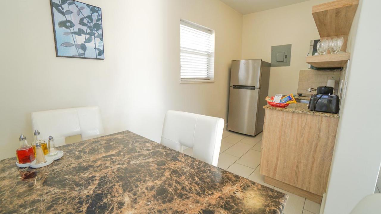 One-Bedroom Apartment at Soleado Hotel