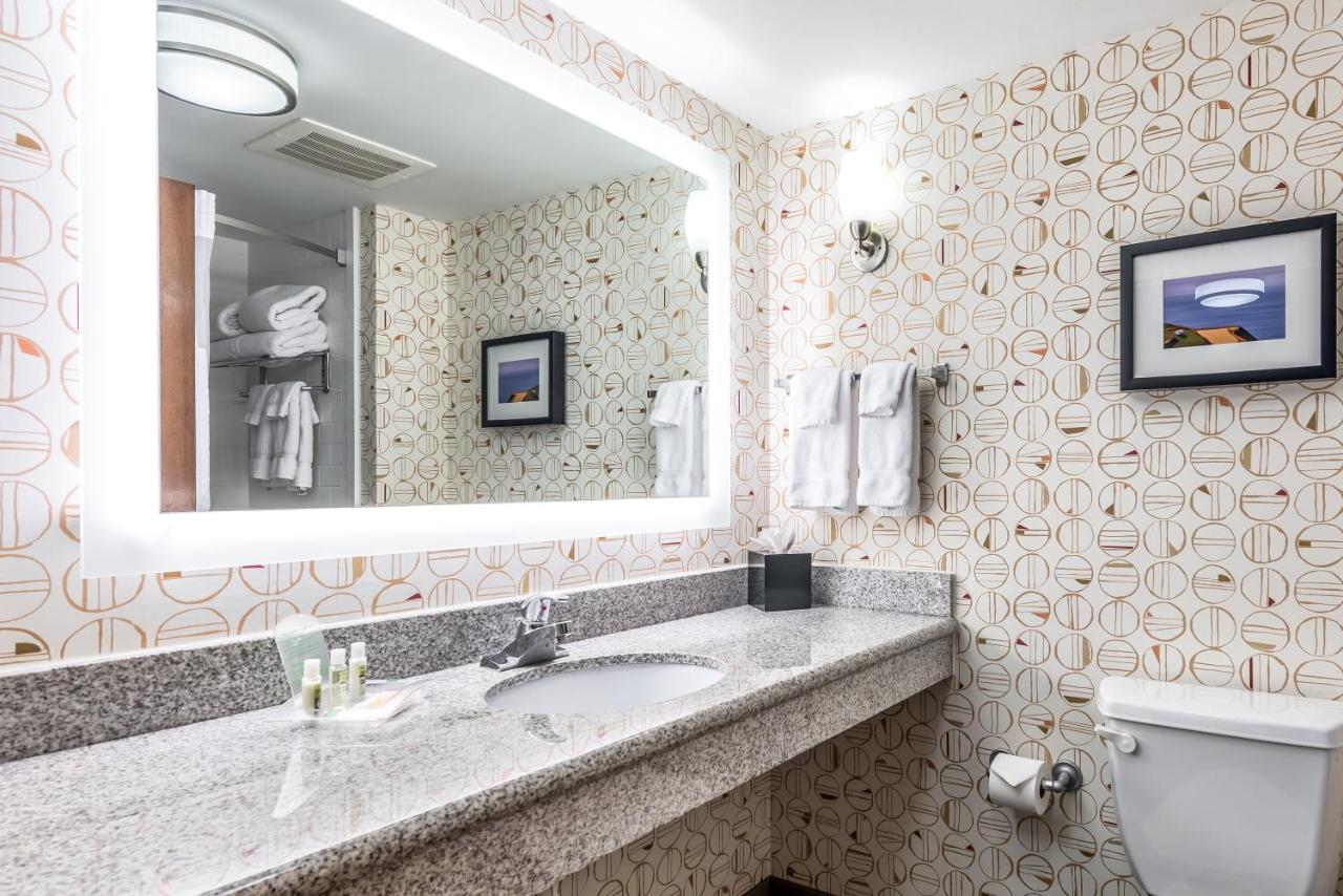 Double or Twin Room at Holiday Inn Indianapolis Downtown by IHG