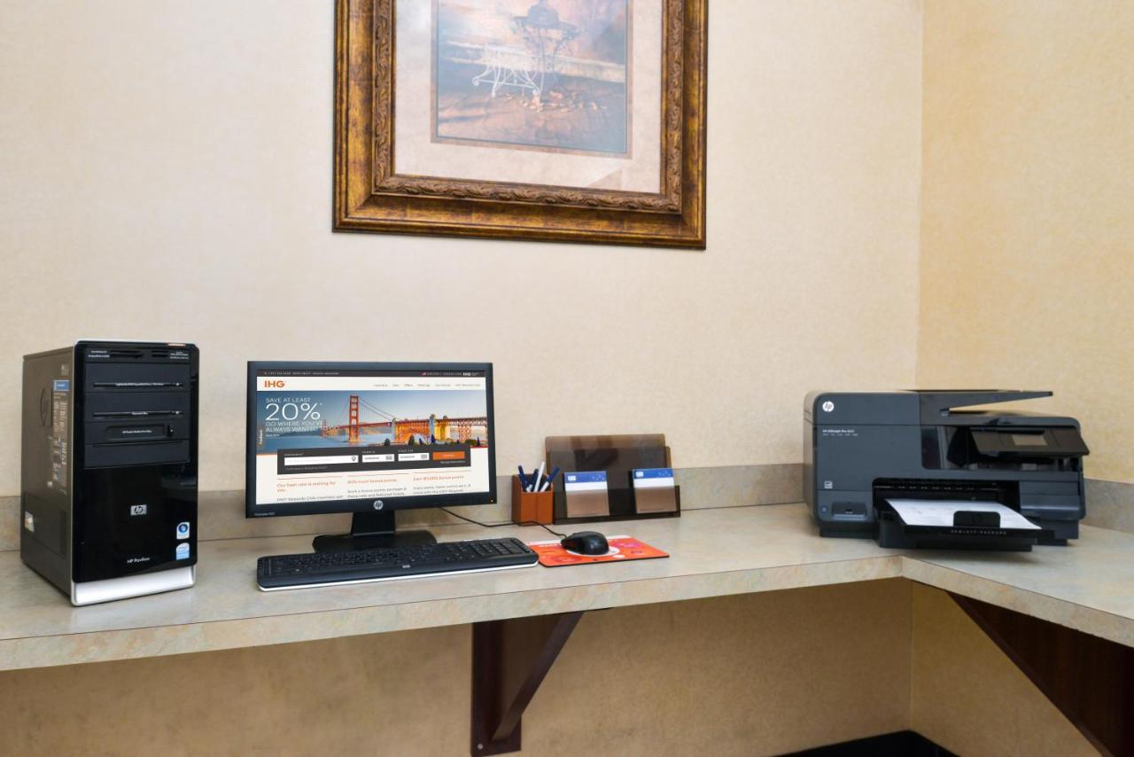 | Holiday Inn Express Hotel & Suites Abilene Mall South, an IHG Hotel