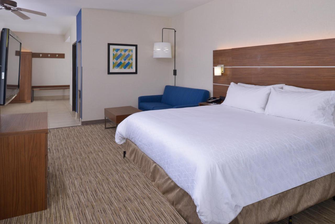 | Holiday Inn Express Hotel & Suites Abilene Mall South, an IHG Hotel