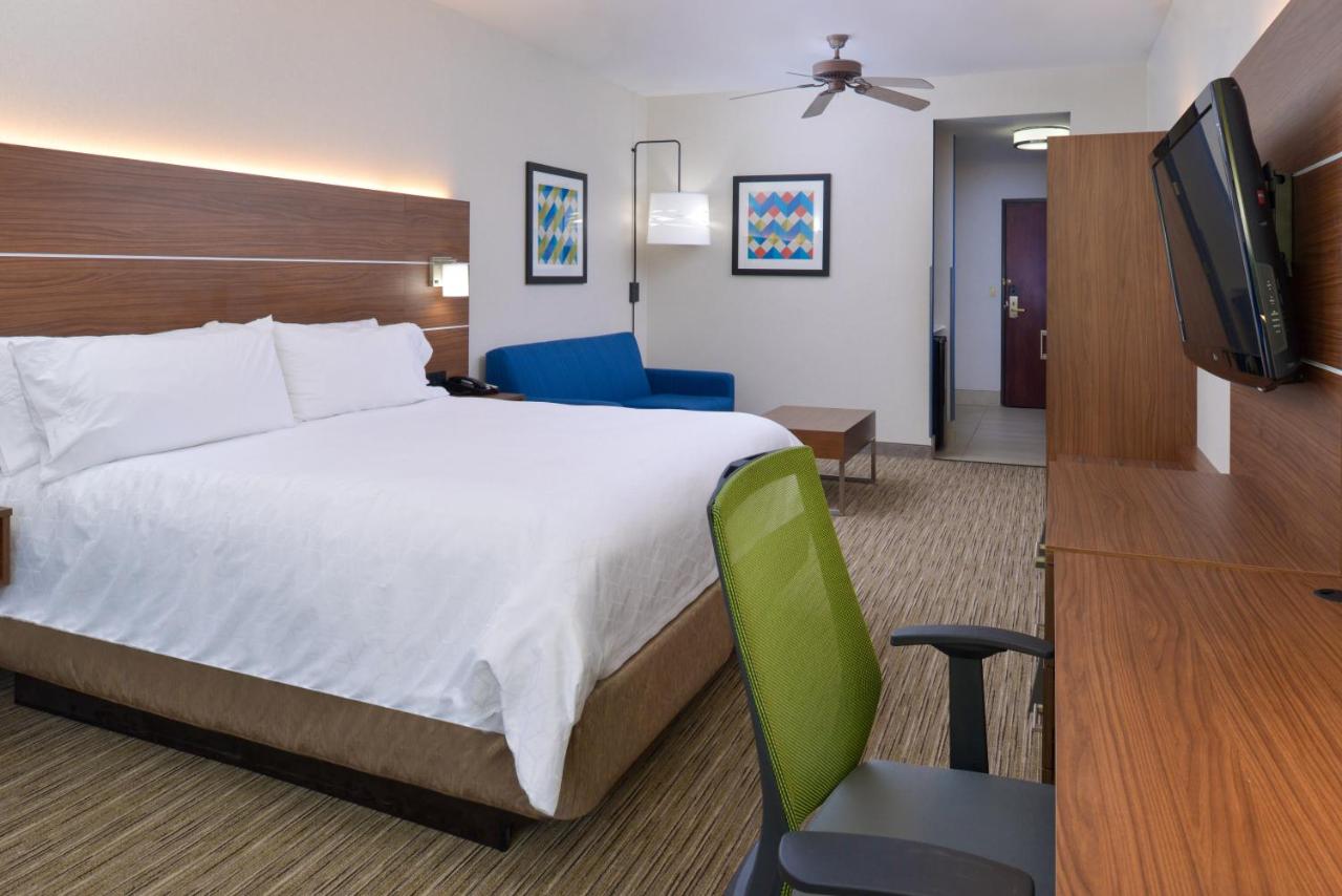 | Holiday Inn Express Hotel & Suites Abilene Mall South, an IHG Hotel
