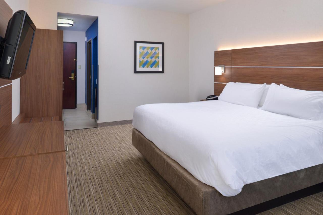 | Holiday Inn Express Hotel & Suites Abilene Mall South, an IHG Hotel