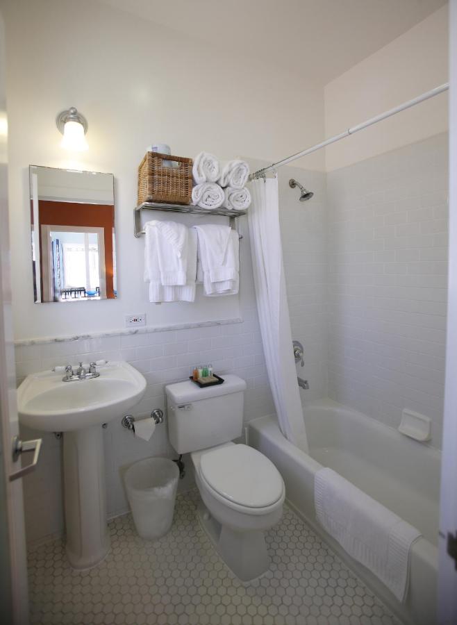 | Venice Suites