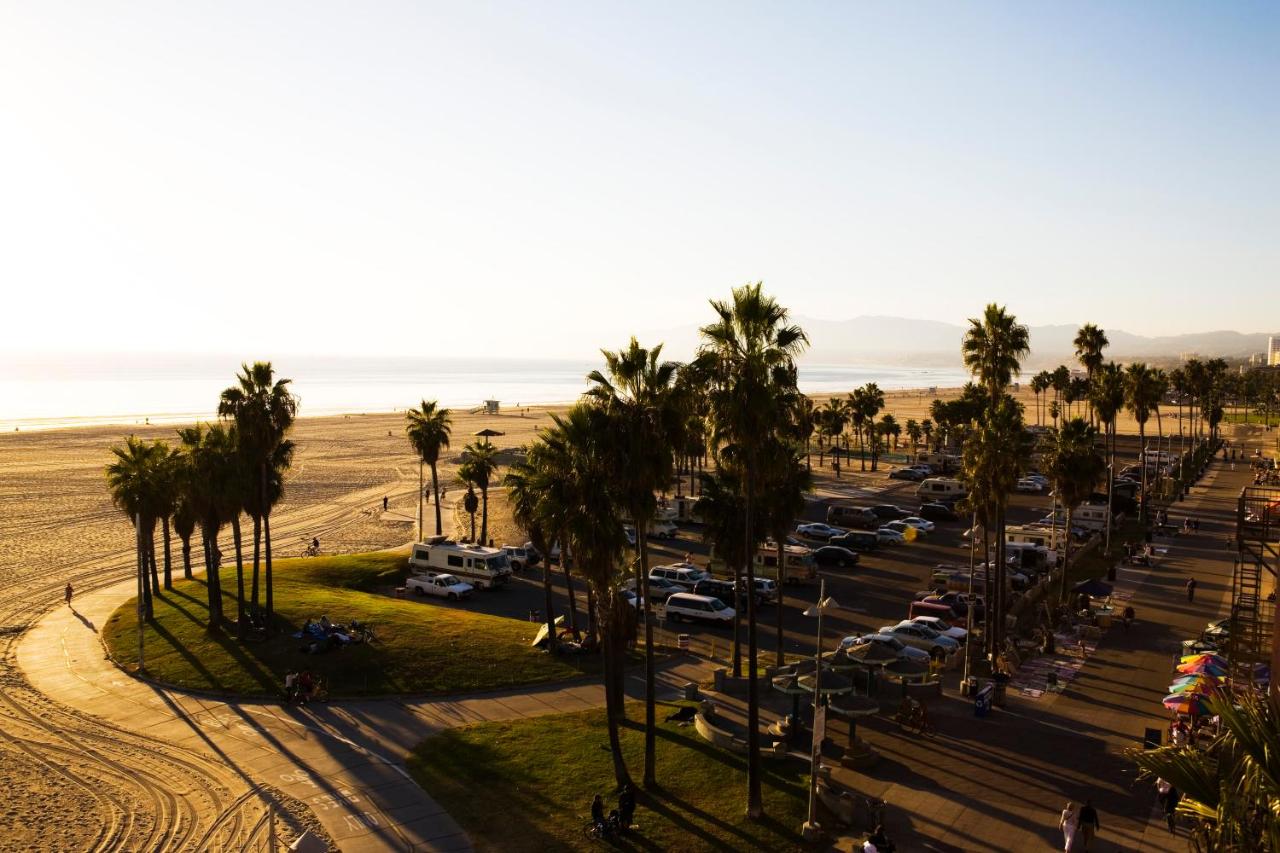 | Venice Suites