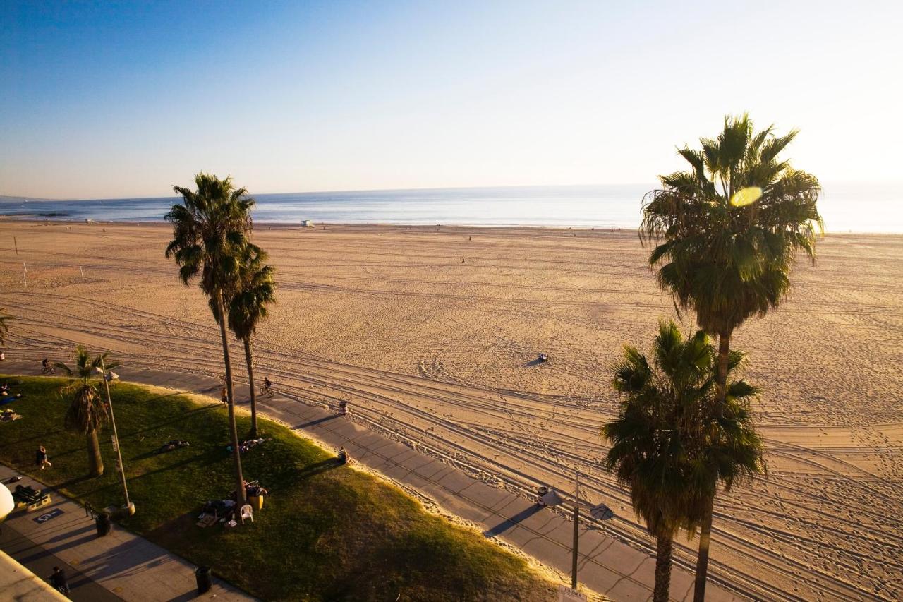 | Venice Suites