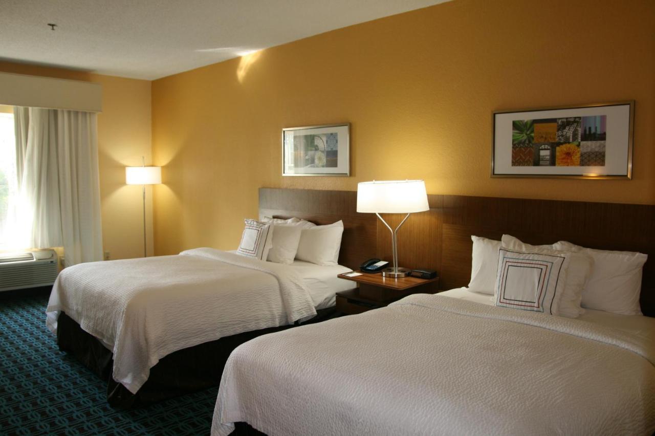 Standard Double Room at Okatie Hilton Head Hotel