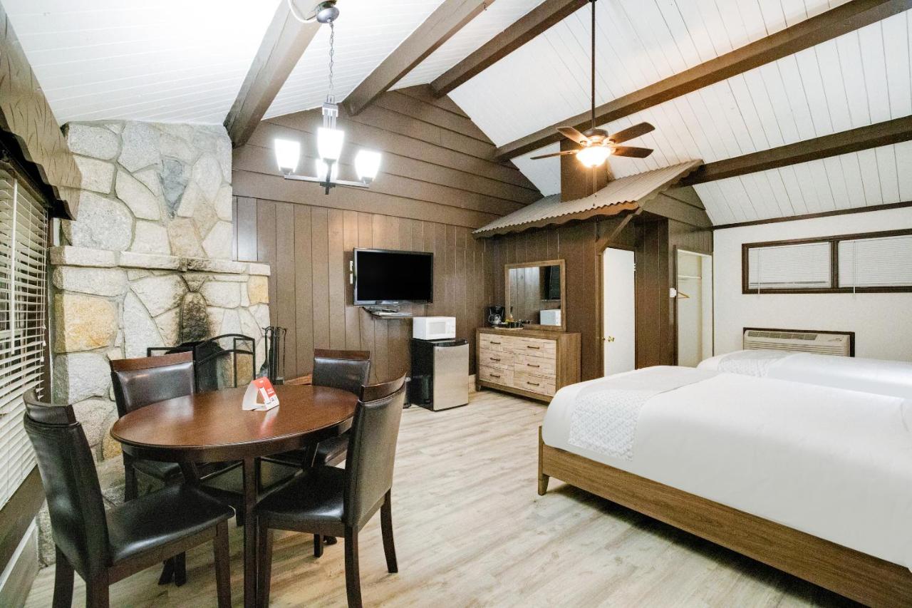 | Arrowhead Tree Top Lodge