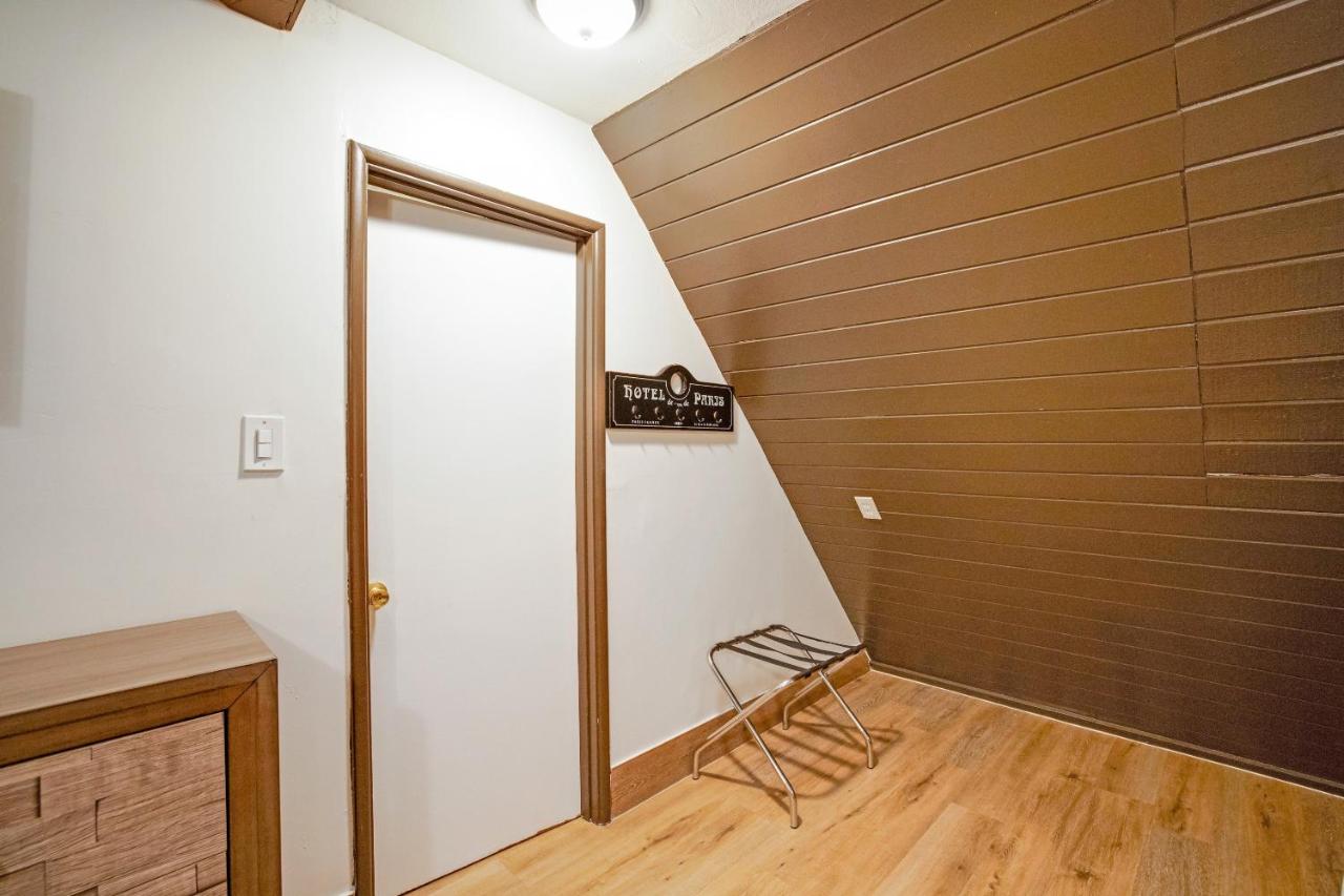 | Arrowhead Tree Top Lodge