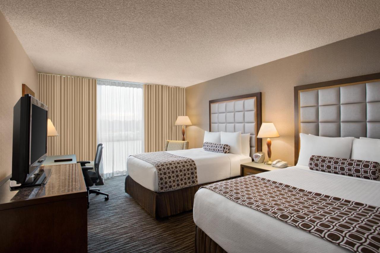 Executive Double Room at Crowne Plaza San Francisco Airport, an IHG Hotel