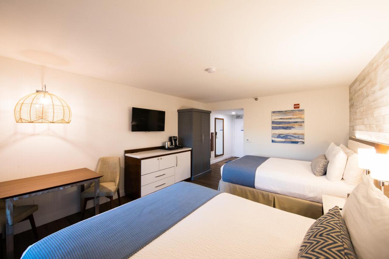 Queen Room with Two Queen Beds at SeaCrest OceanFront Hotel
