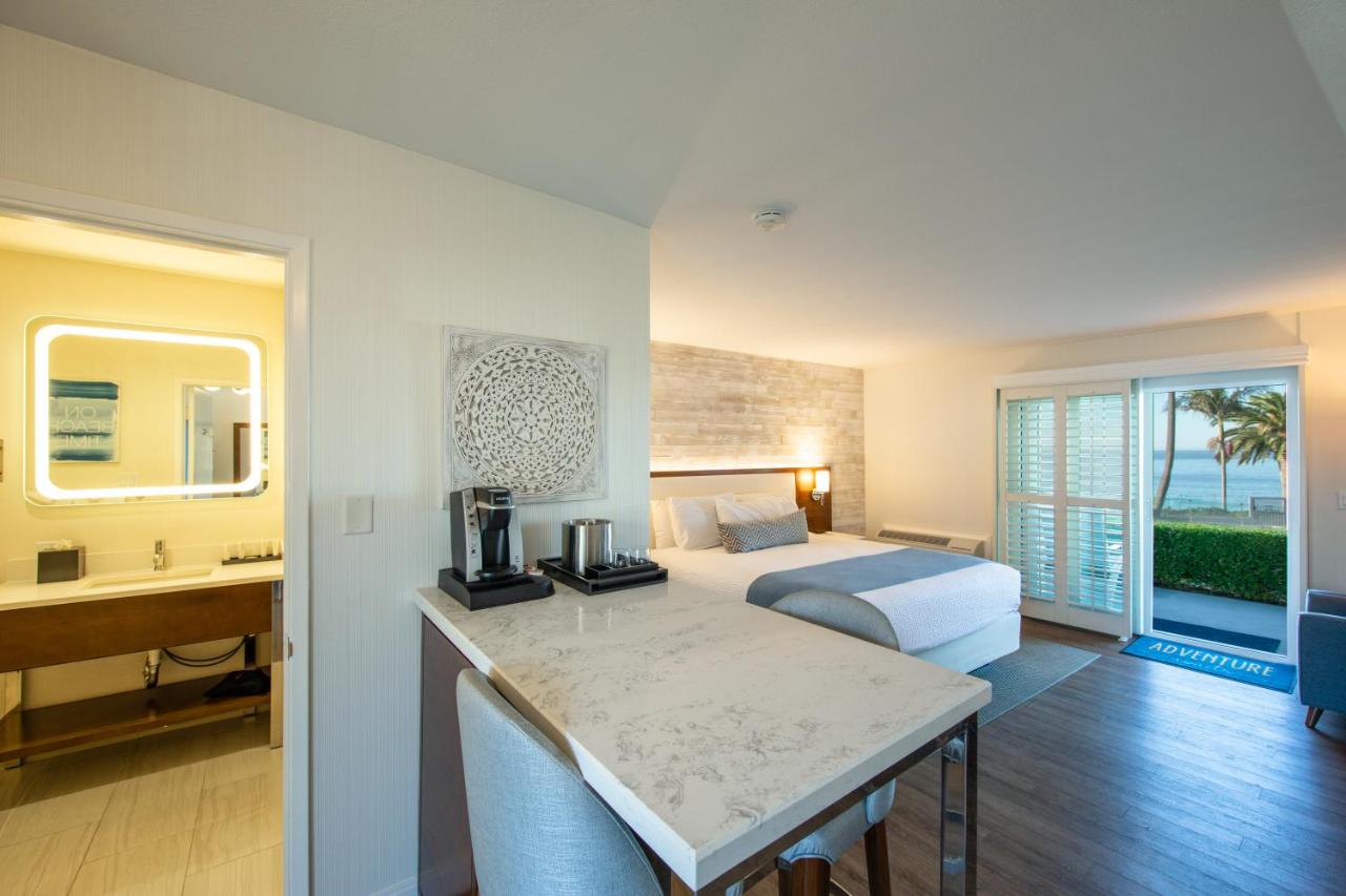 King Room with Ocean View and Pool View at SeaCrest OceanFront Hotel