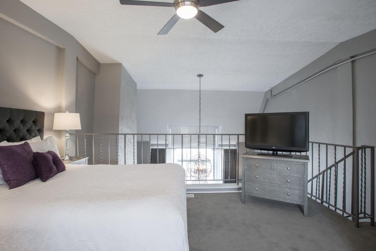 Premier Queen Loft at Magnolia Omaha Downtown Old - Market