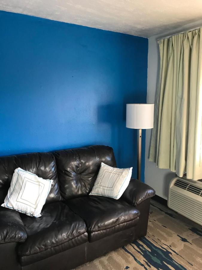  | Interstate Motel