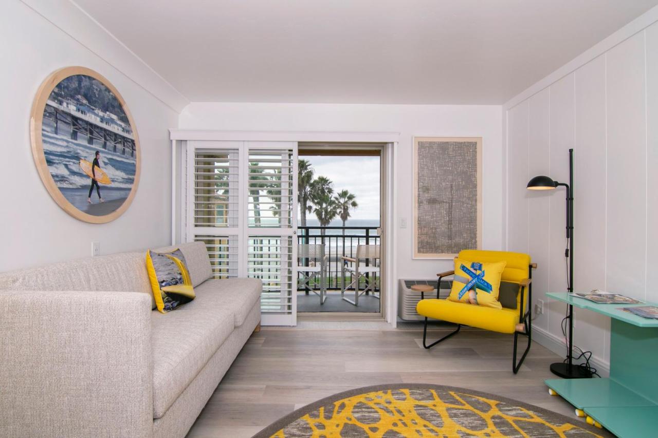 Standard Room with Ocean Front at Ocean Park Inn