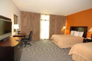Room #25885817 at Oakland Airport Executive Hotel