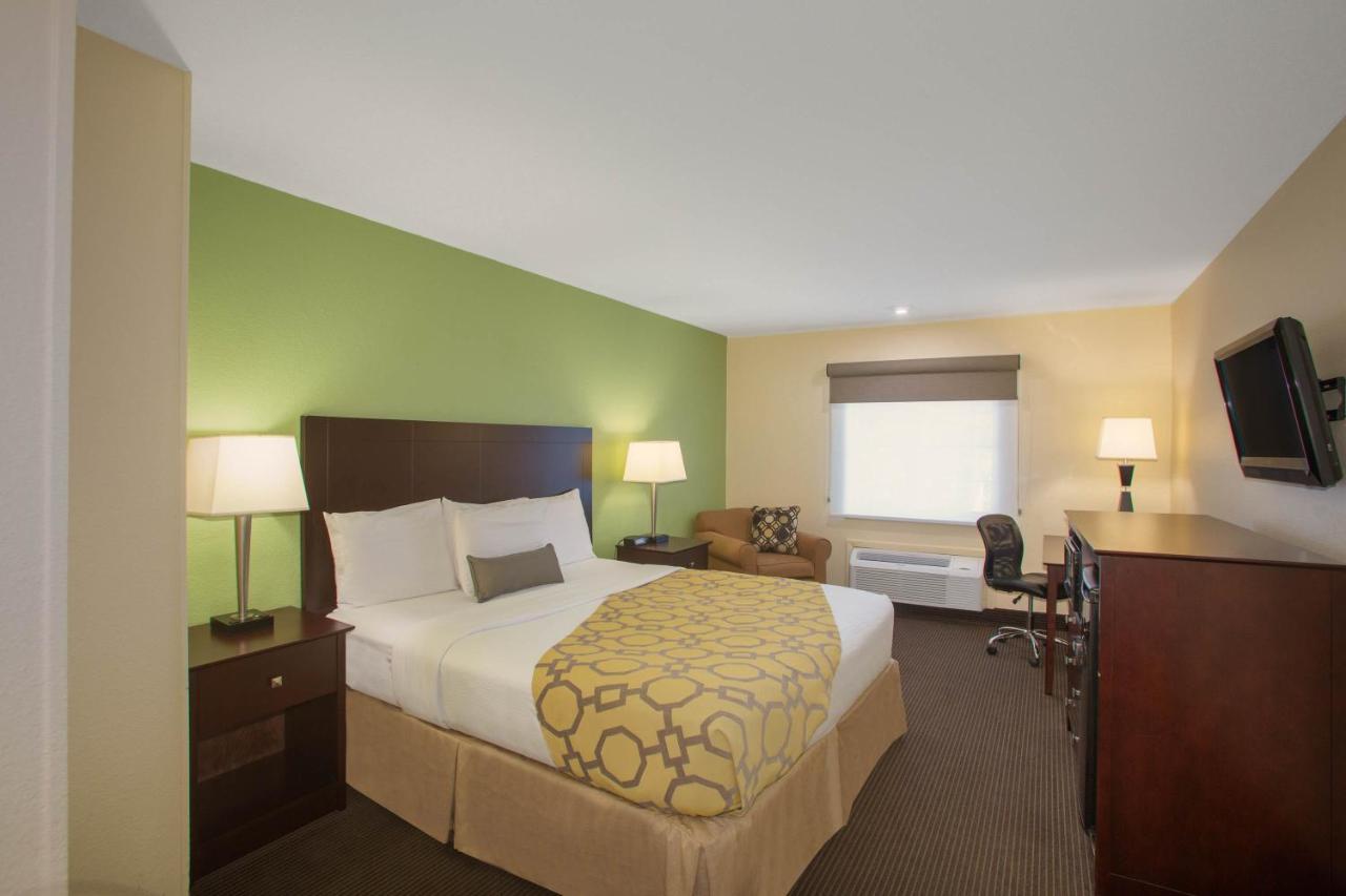 King Room - Non-Smoking at Baymont by Wyndham Jefferson City
