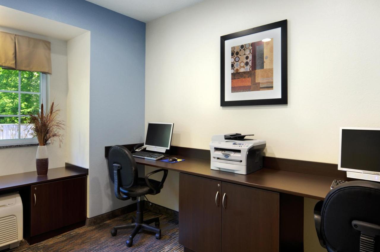  | Microtel Inn & Suites Bath