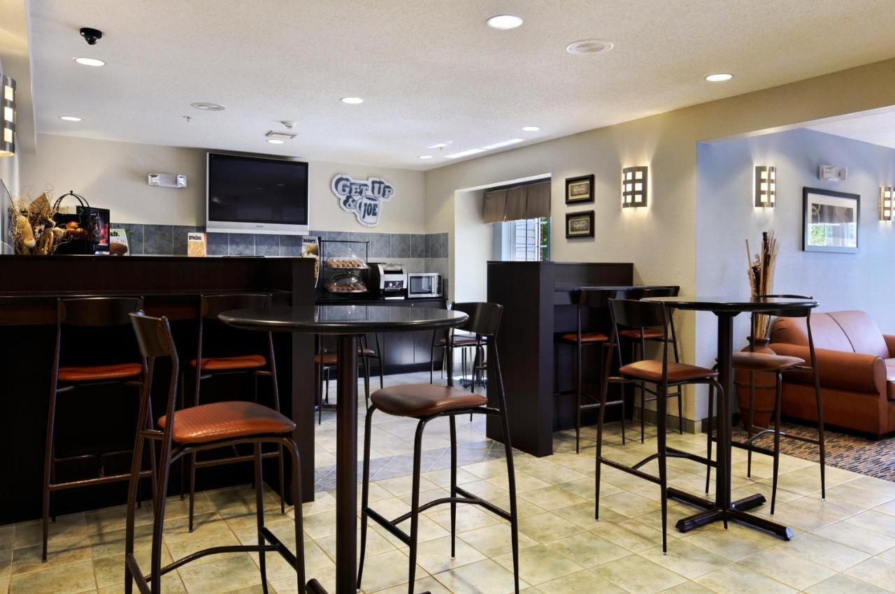 | Microtel Inn & Suites Bath