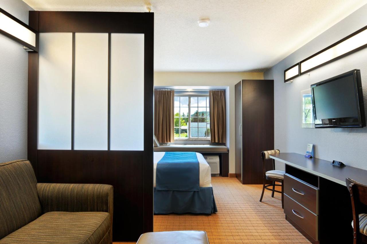 | Microtel Inn & Suites Bath
