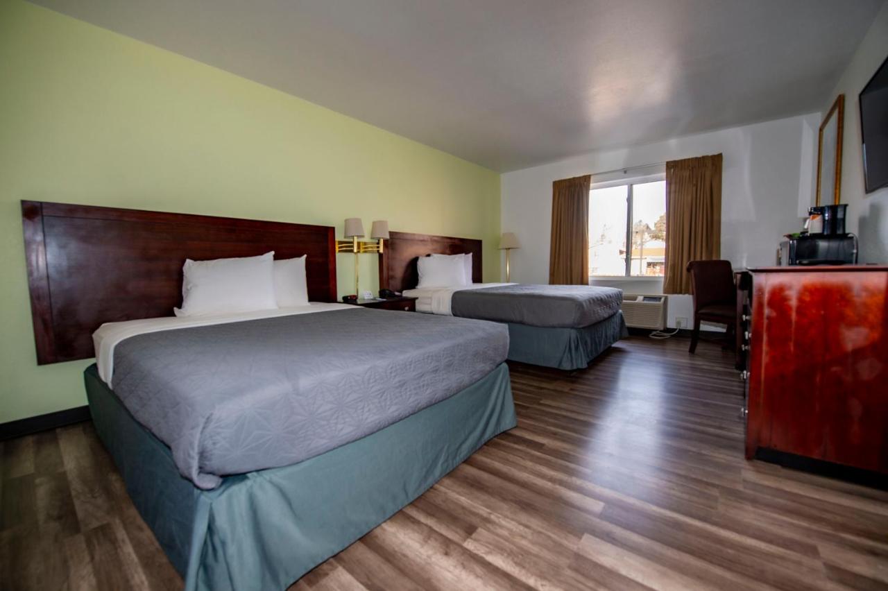 Queen Room with Two Queen Beds - Non-Smoking at Rodeway Inn Central Colorado Springs