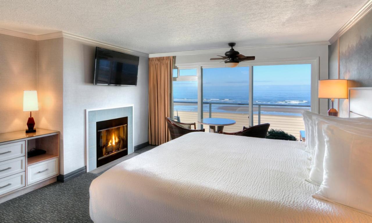 | Hallmark Resort in Cannon Beach