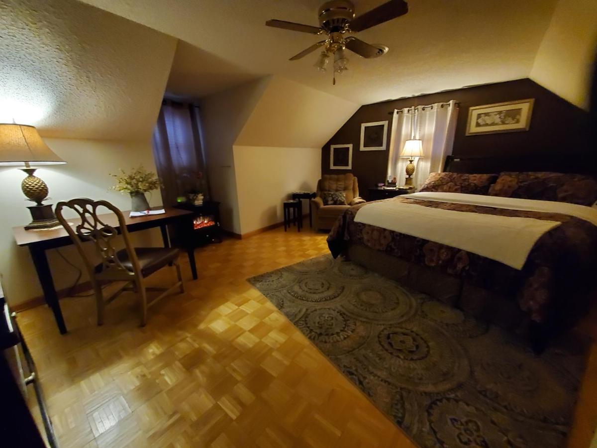 | Blue Ridge Manor Bed and Breakfast