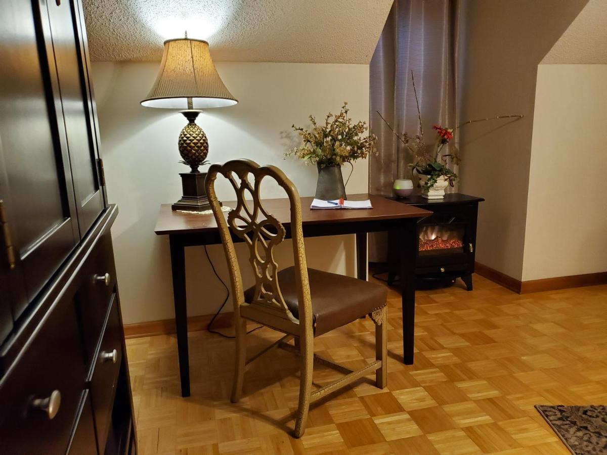 | Blue Ridge Manor Bed and Breakfast
