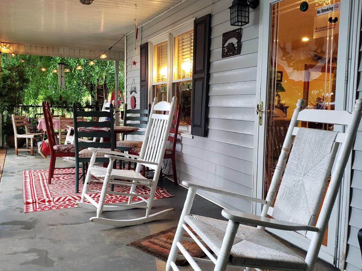 | Blue Ridge Manor Bed and Breakfast