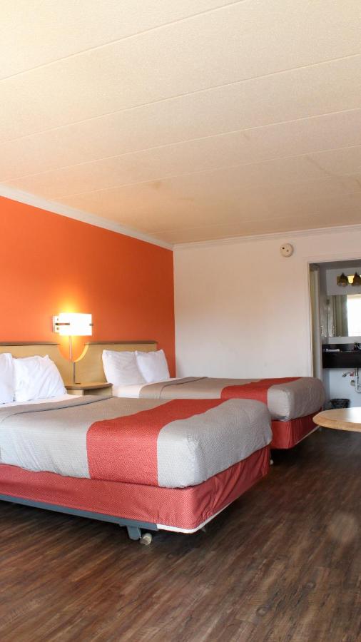 | Motel 6-Dayton, OH