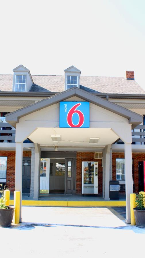 | Motel 6-Dayton, OH