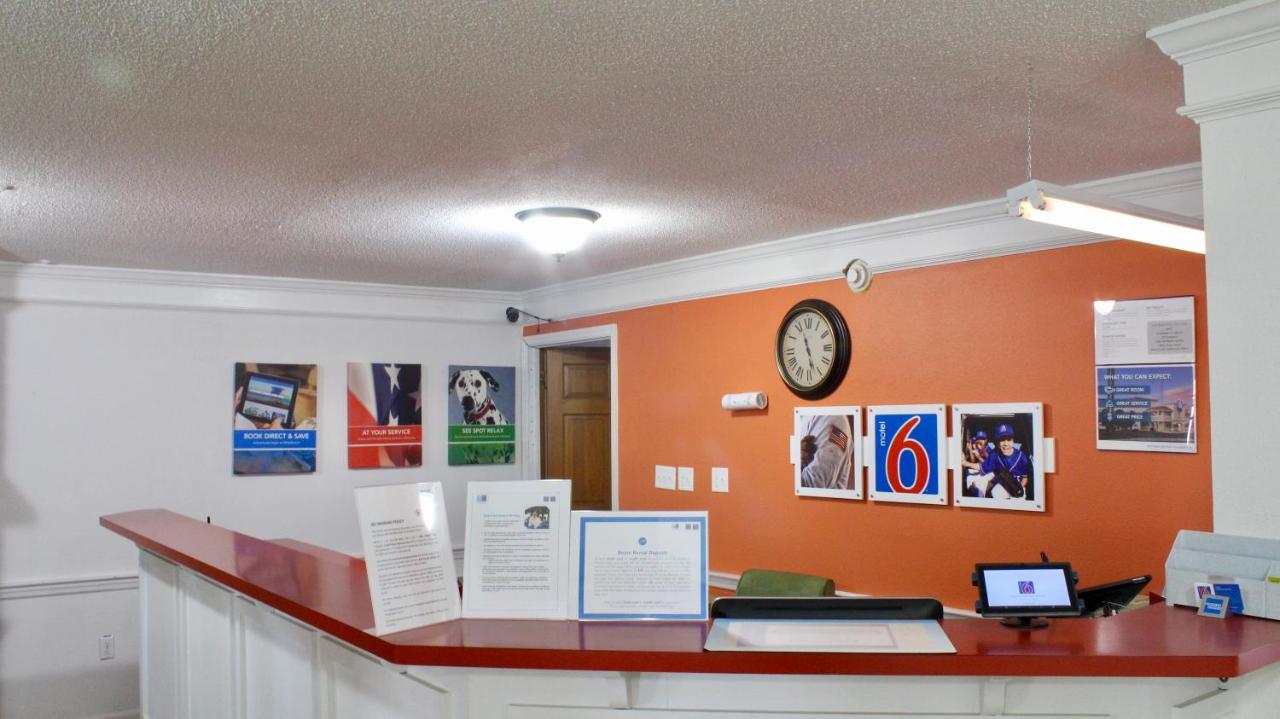 | Motel 6-Dayton, OH