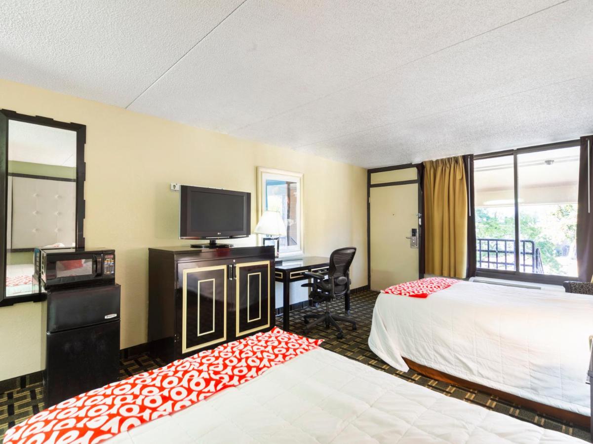 | Budgetel Inn And Suits
