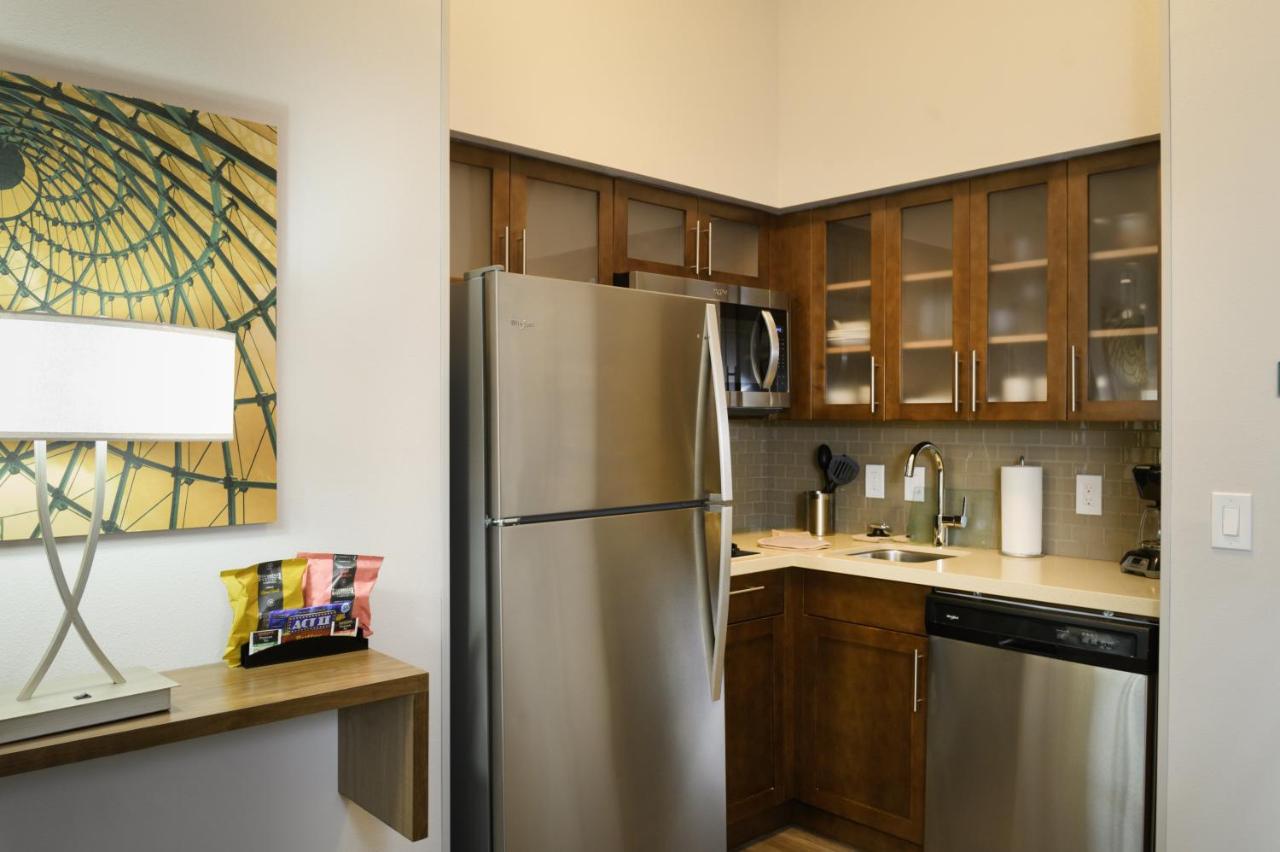 King Studio Suite - Non-Smoking at Staybridge Suites Vero Beach by IHG