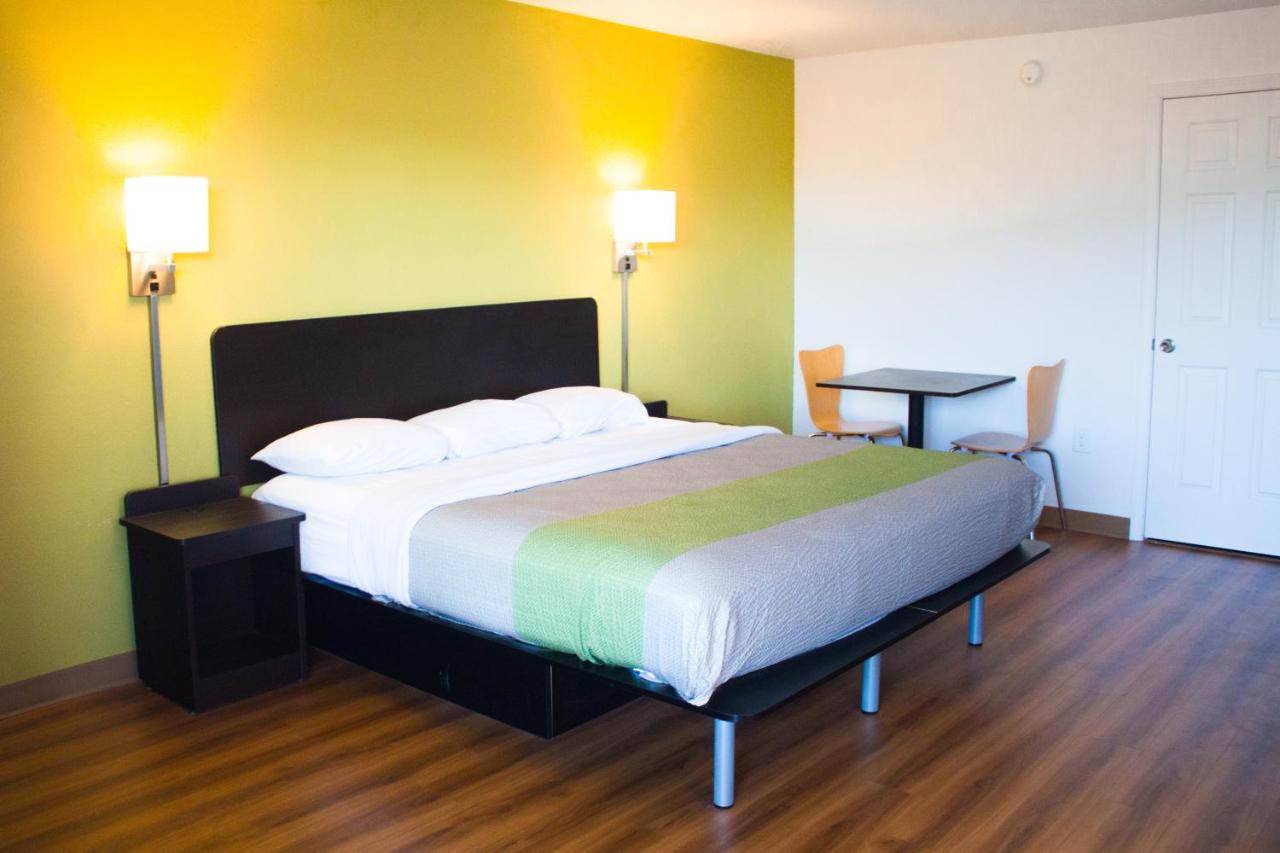 | Motel 6-Chilhowie, VA