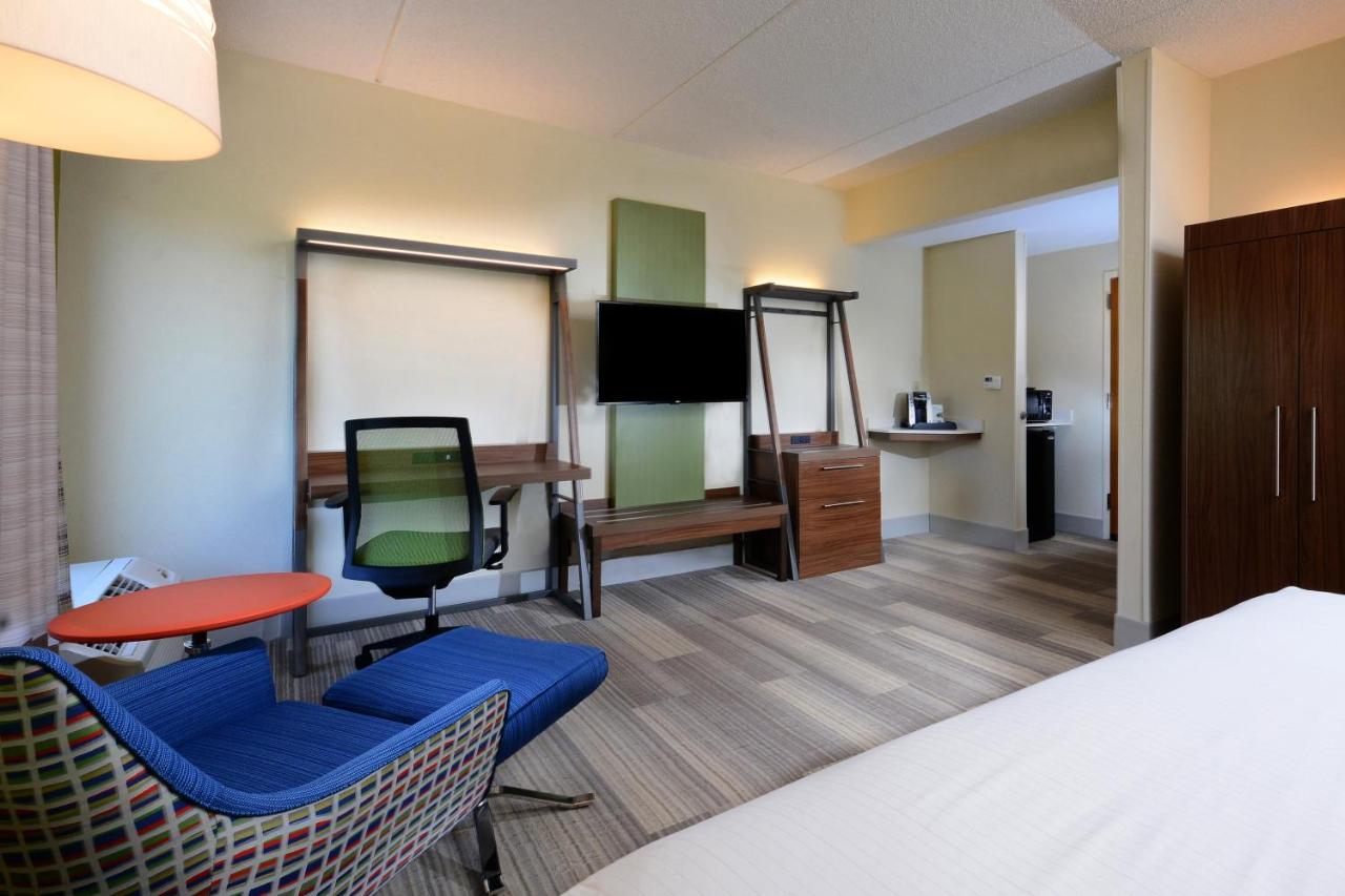 King Room - Non-Smoking at Holiday Inn Express & Suites Raleigh Durham Airport at RTP by IHG