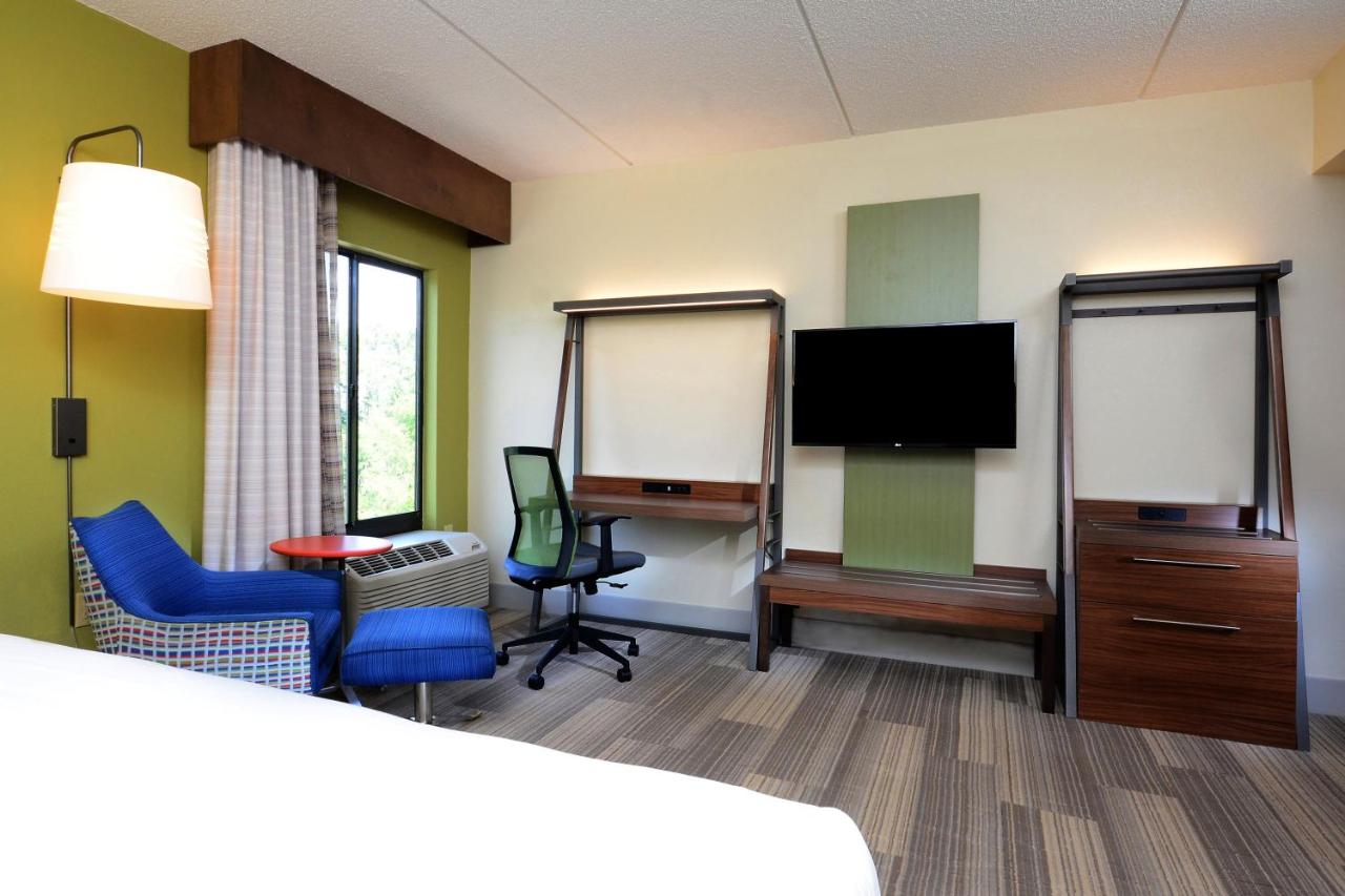 King Room - Non-Smoking at Holiday Inn Express & Suites Raleigh Durham Airport at RTP by IHG