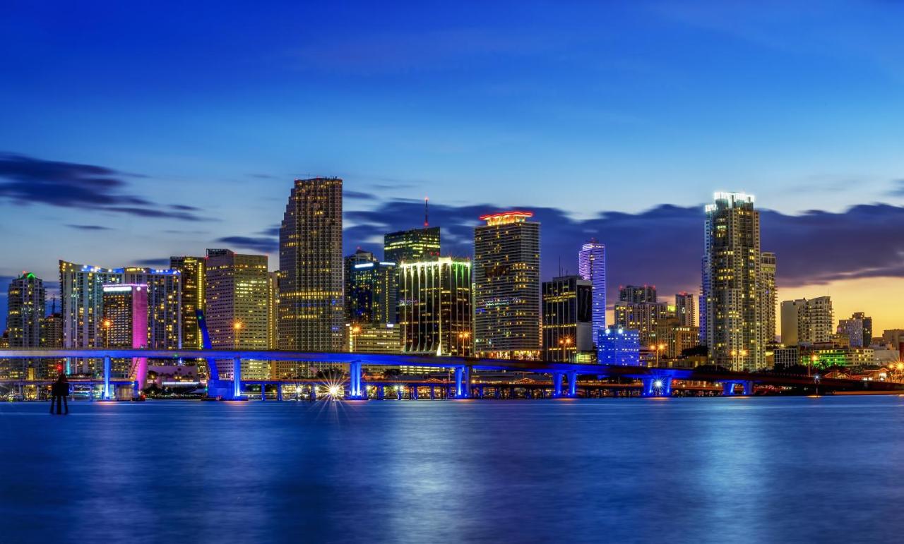 | Holiday Inn Miami West - Airport Area, an IHG Hotel