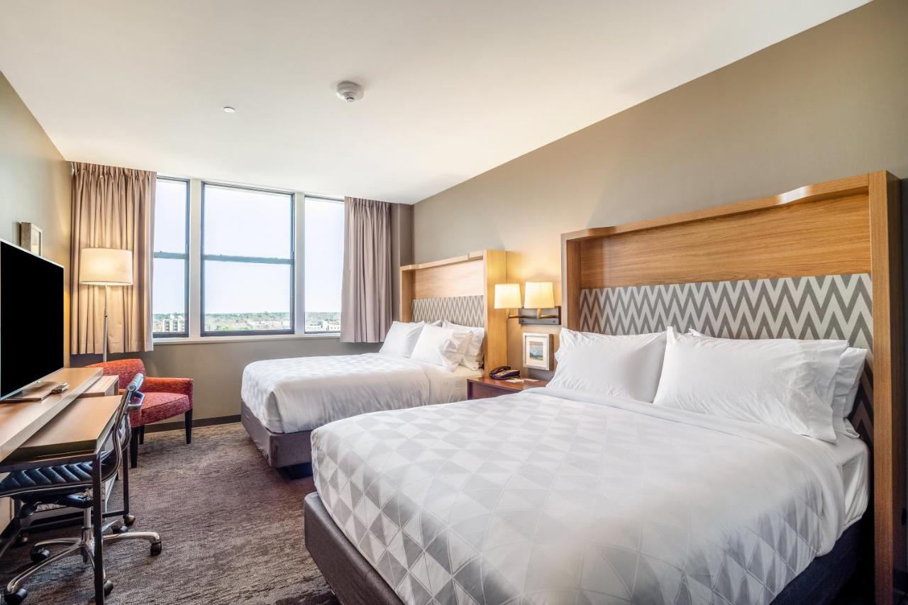 Queen Room with Two Queen Beds - Non-Smoking at Holiday Inn Columbia - Downtown by IHG