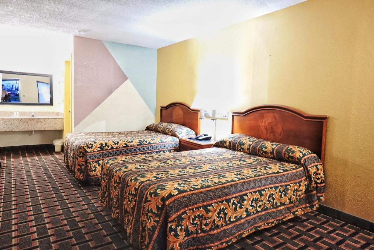 Double Room with Two Double Beds - Non-Smoking at Best Inn