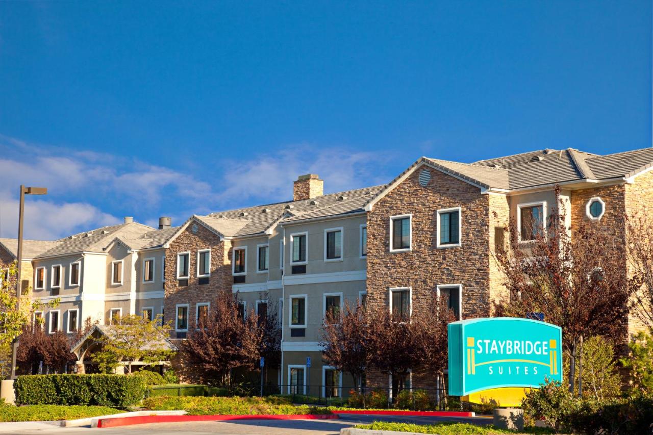  | Staybridge Suites Lake Forest