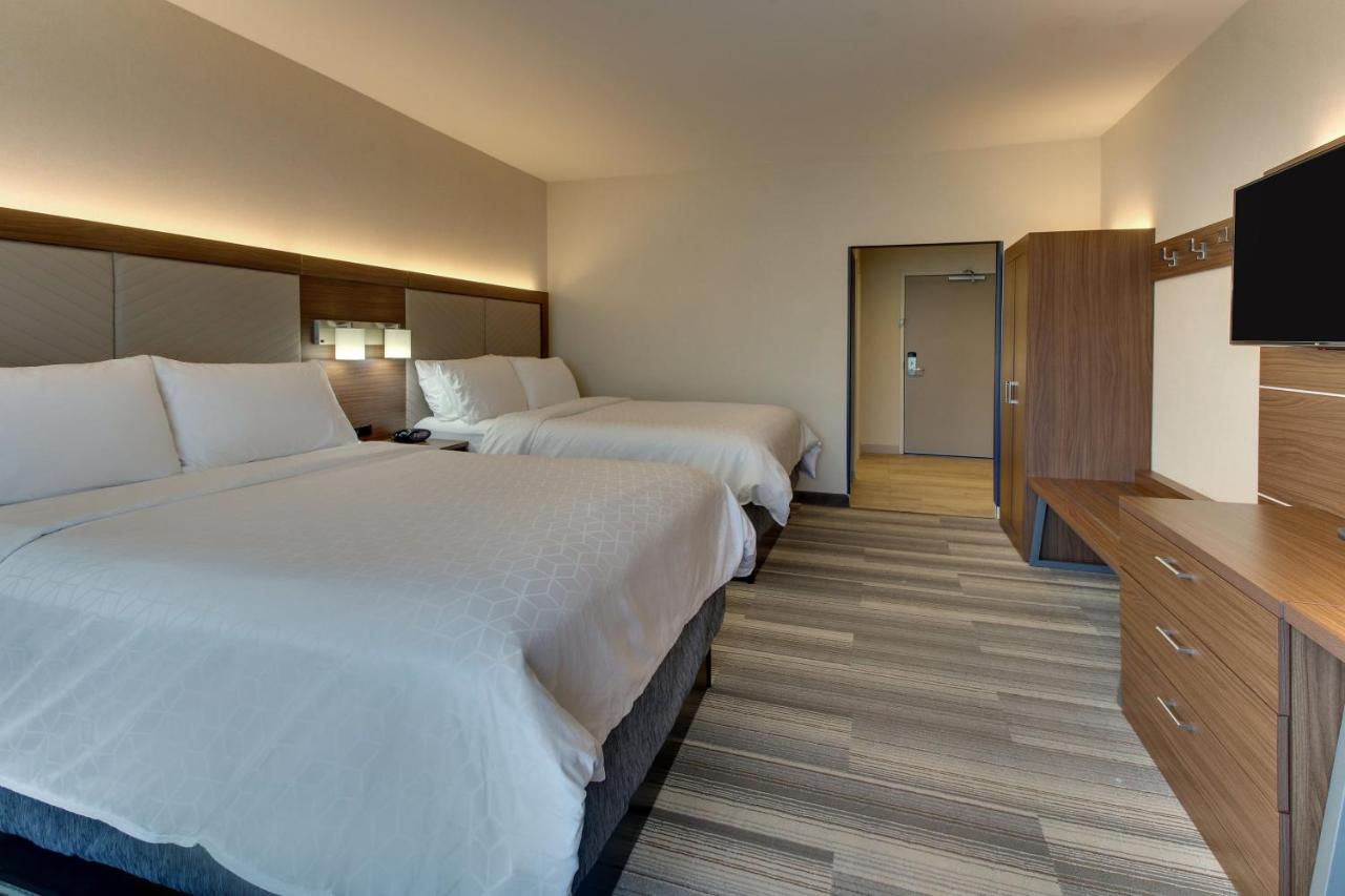 Queen Room with Two Queen Beds - Hearing Accessible - Non-Smoking at Holiday Inn Express & Suites Ithaca by IHG