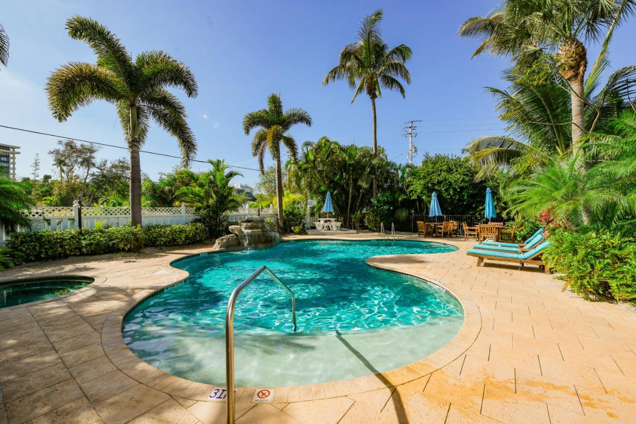  | Tropical Breeze Resort