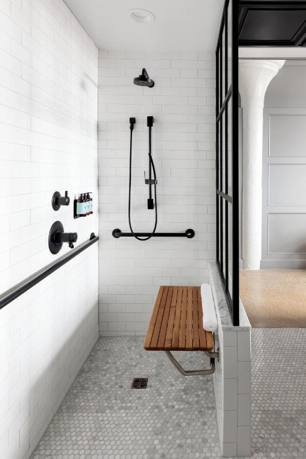 King Room with Roll-In Shower - Disability Access at ARRIVE Memphis